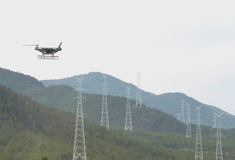 大载重无人机首次用于电网基建运输